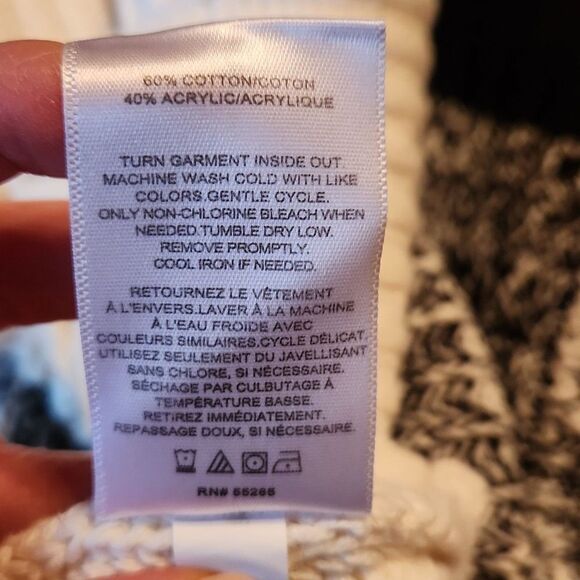 Express Colorblock Slouchy Oversized Crew Neck Knit Sweater, Medium, Black White - Picture 7 of 7